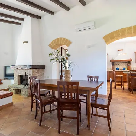 Stella Villa *